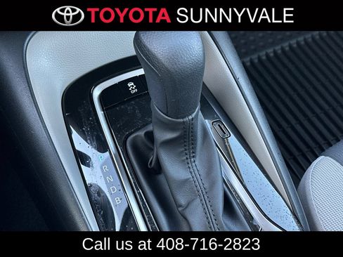 Used 2023 Toyota Corolla LE w/ LE Convenience Package FWD image 24