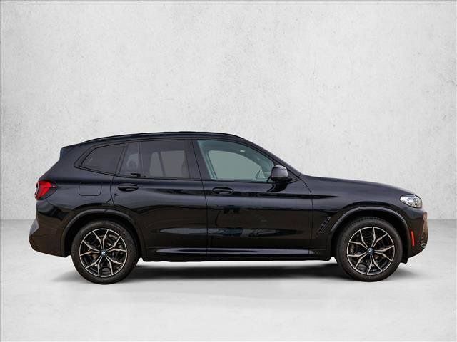 Used 2022 BMW X3 xDrive30i w/ M Sport Package 2 AWD/4WD image 4