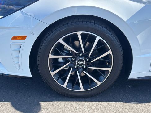 Used 2021 Hyundai Sonata Limited image 11