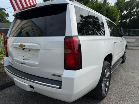 Used 2017 Chevrolet Suburban Premier AWD/4WD image 8