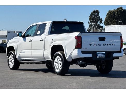 New 2026 Toyota Tacoma SR5 AWD/4WD image 6