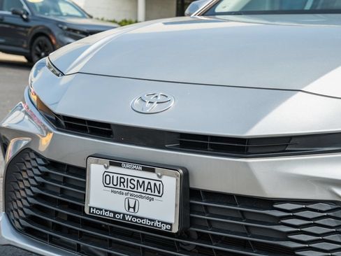 Used 2025 Toyota Camry LE FWD image 12