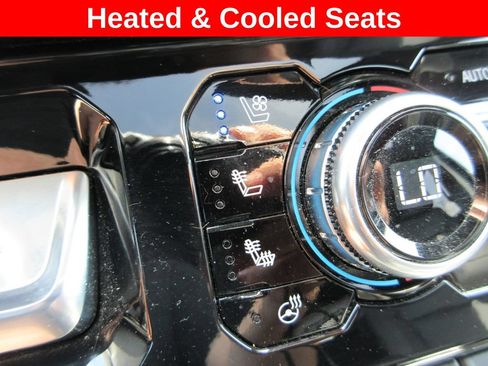 Certified 2024 GMC Sierra 1500 Denali AWD/4WD image 22