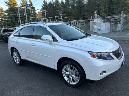 Used 2011 Lexus RX 450h AWD image 3