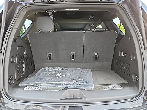 New 2026 Chevrolet Tahoe High Country AWD/4WD image 12