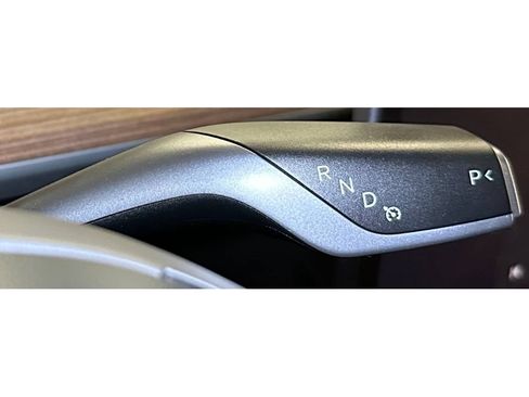 Used 2025 Tesla Model Y Performance AWD/4WD image 25