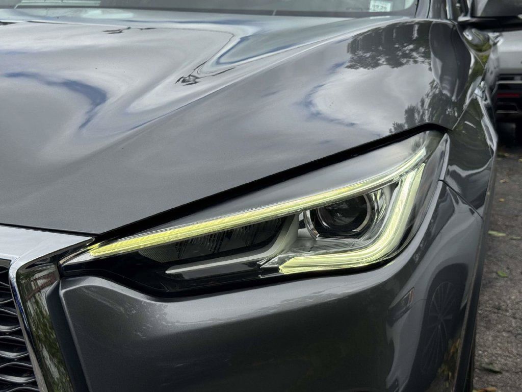 Used 2019 INFINITI QX50 Luxe w/ Navigation Package AWD/4WD image 8