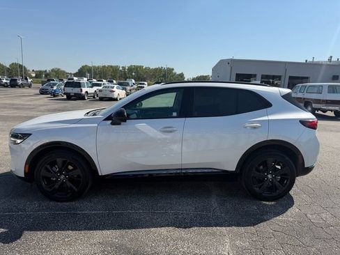 Used 2023 Buick Envision Essence w/ Sport Touring Package AWD/4WD image 10