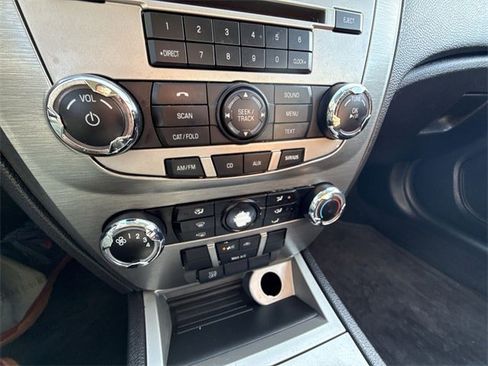 Used 2012 Ford Fusion SE image 17