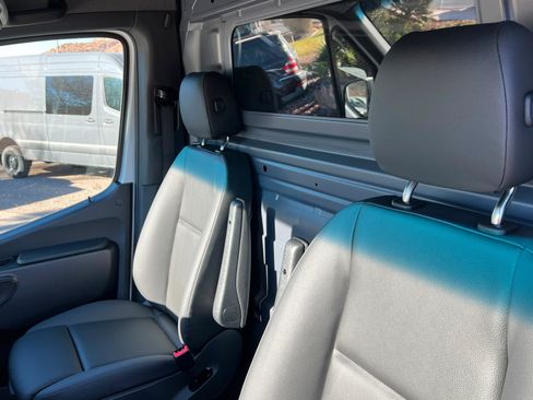 New 2026 Mercedes-Benz Sprinter 2500 image 12