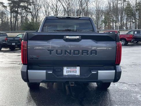 Used 2023 Toyota Tundra Limited image 4