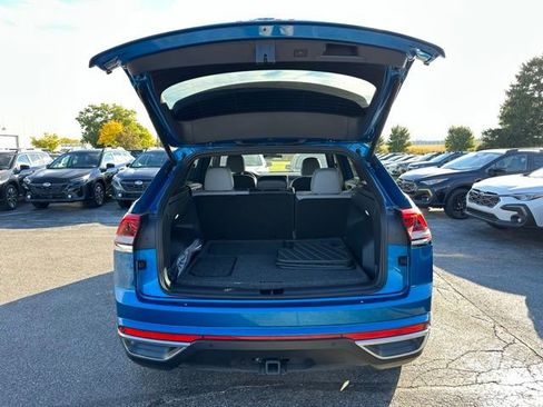Used 2024 Volkswagen Atlas Cross Sport SEL image 36