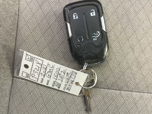 Used 2021 GMC Sierra 1500 SLE image 39