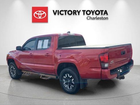 Used 2022 Toyota Tacoma SR AWD/4WD image 3