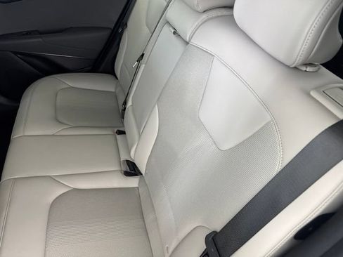 Certified 2025 Kia Niro EX FWD image 26
