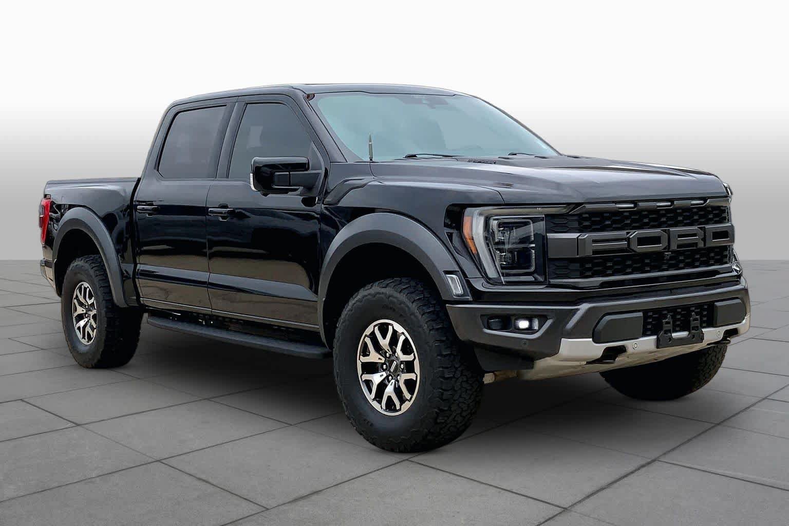 Used 2022 Ford F150 Raptor w/ Equipment Group 801A High AWD/4WD image 3
