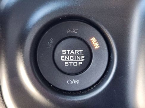 Used 2022 Jeep Wrangler Unlimited Rubicon w/ Trailer Tow Package image 32