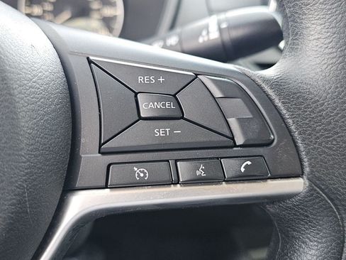 Used 2022 Nissan Altima 2.5 SV AWD/4WD image 11