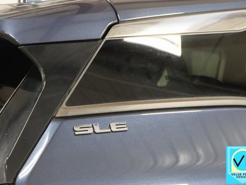 Used 2018 GMC Terrain SLE image 33