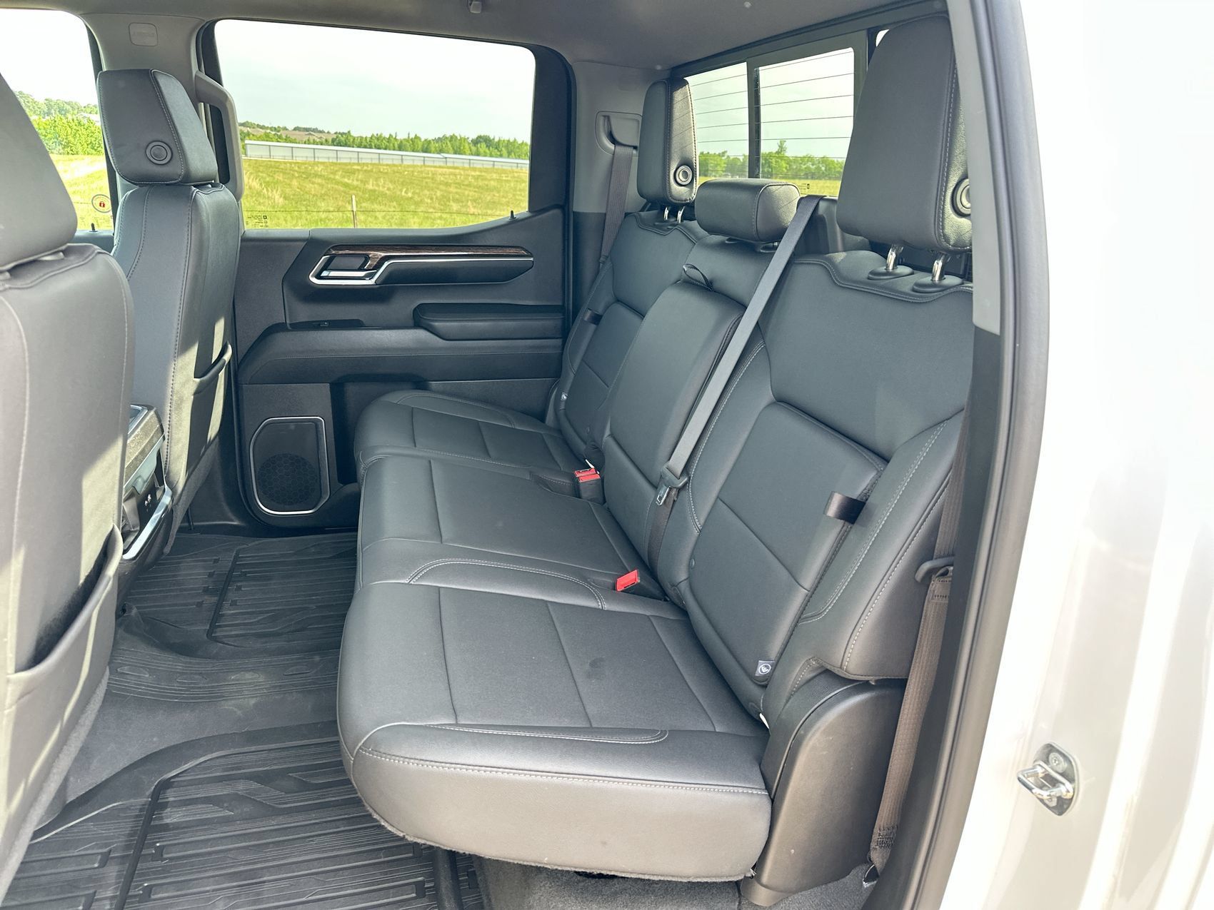Used 2024 GMC Sierra 1500 Elevation w/ Elevation Premium Package AWD/4WD image 23