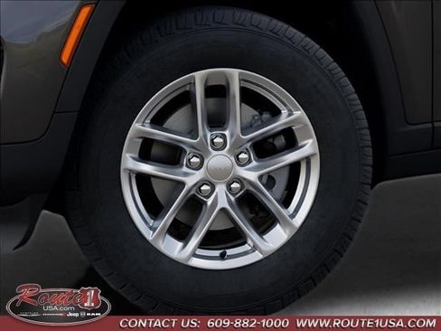 New 2026 Jeep Grand Cherokee Laredo X AWD/4WD image 9
