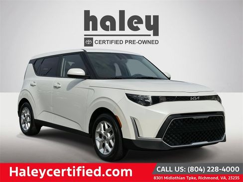 Used 2023 Kia Soul LX w/ Option Group 015 image 1