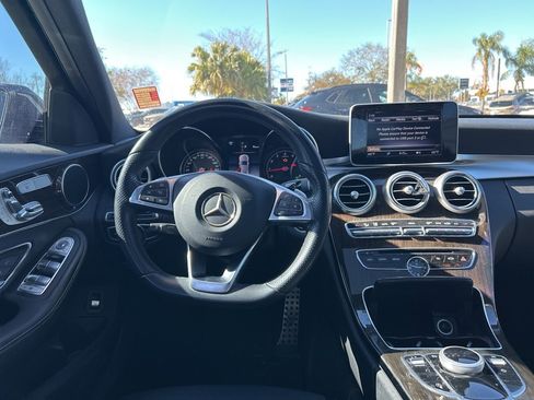 Used 2018 Mercedes-Benz C 300 4MATIC Sedan image 15