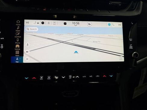 Used 2026 Jeep Grand Cherokee Laredo image 12