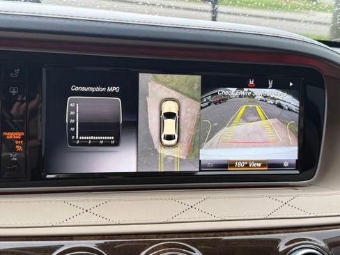 Used 2017 Mercedes-Benz S 550 Sedan image 27