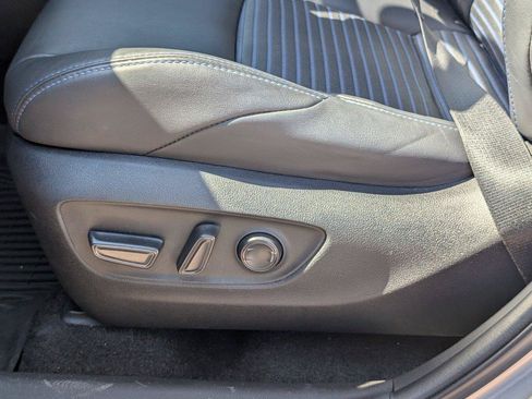 Used 2023 Toyota RAV4 XSE AWD/4WD image 19