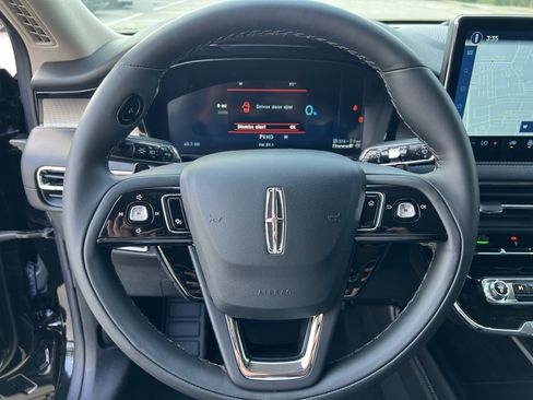 New 2025 Lincoln Corsair Grand Touring image 15