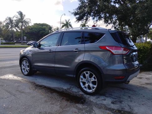 Used 2014 Ford Escape Titanium w/ Equipment Group 401A AWD/4WD image 7