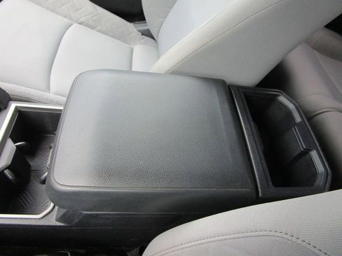 Used 2024 Toyota Tacoma SR5 image 36