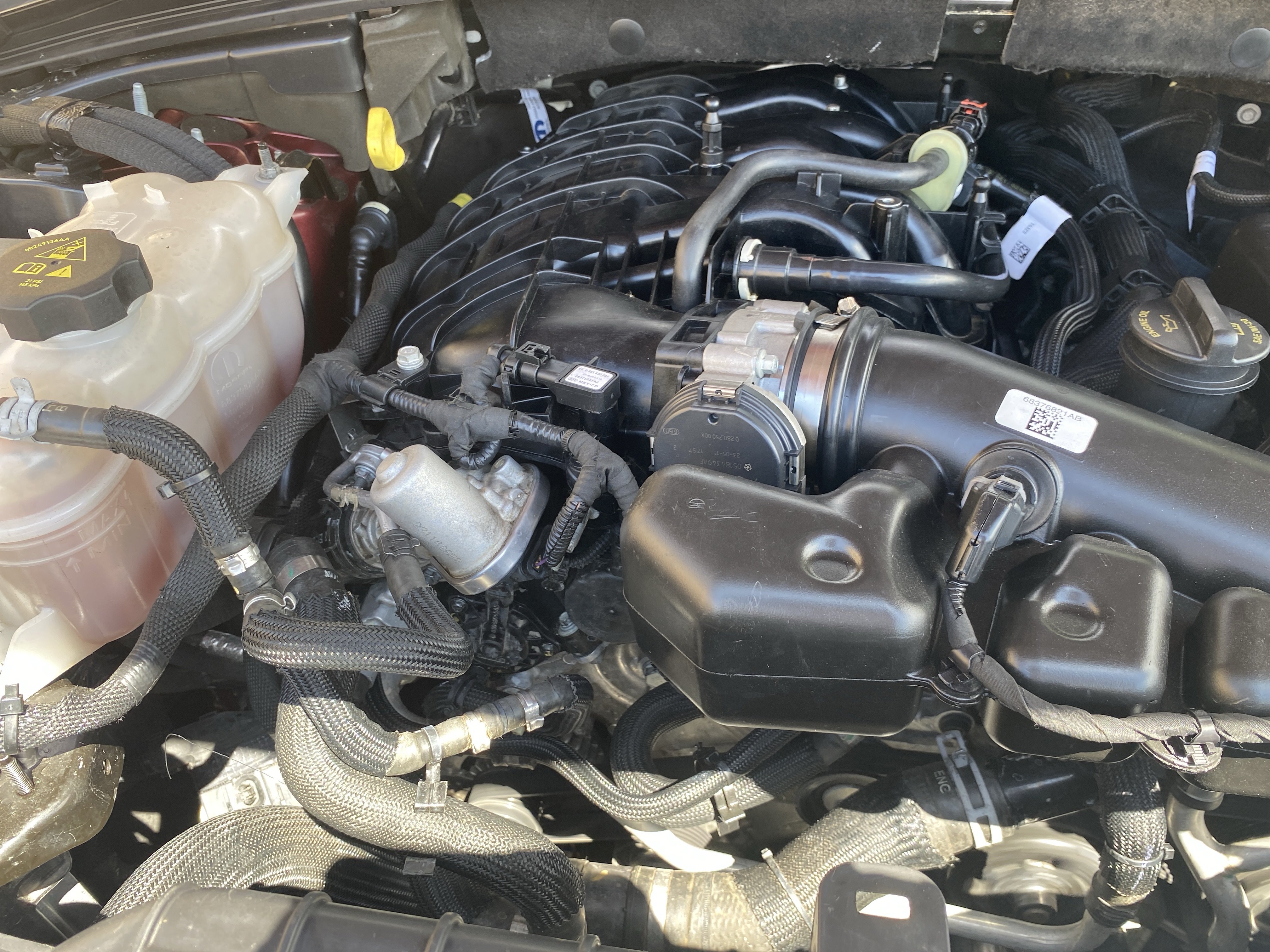 Used 2023 Jeep Grand Cherokee L Laredo AWD/4WD image 23