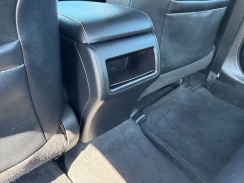 Used 2012 Toyota Camry SE w/ Leather Pkg FWD image 40