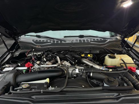 Used 2019 Ford F250 Lariat w/ Lariat Value Package image 52