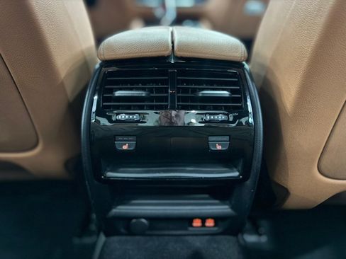 Used 2022 BMW 540i xDrive w/ M Sport Package image 26