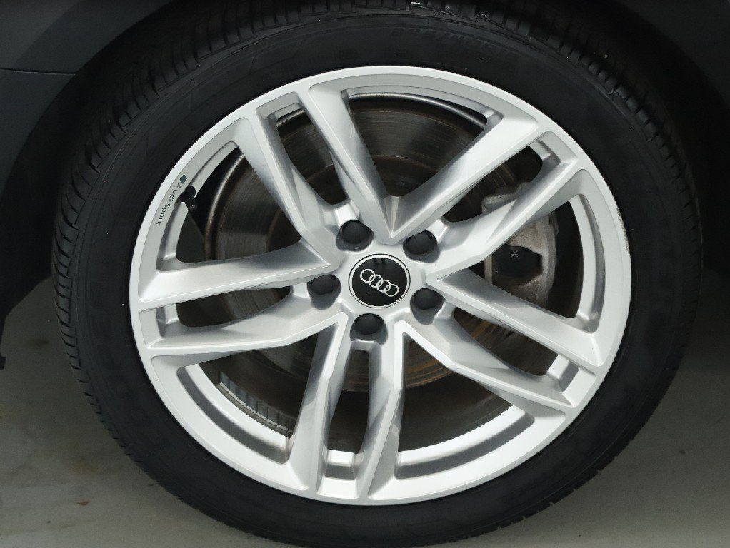 Used 2022 Audi A4 2.0T Premium Plus AWD/4WD image 12