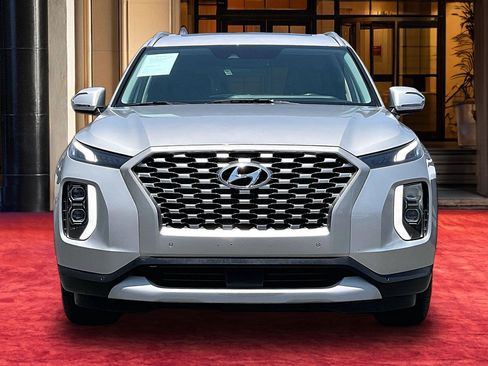 Used 2022 Hyundai Palisade SEL w/ Convenience Package FWD image 3