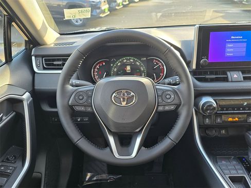New 2025 Toyota RAV4 XLE image 19