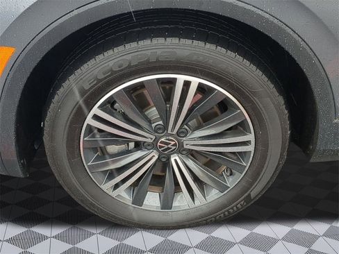 Used 2024 Volkswagen Tiguan Wolfsburg Edition image 29