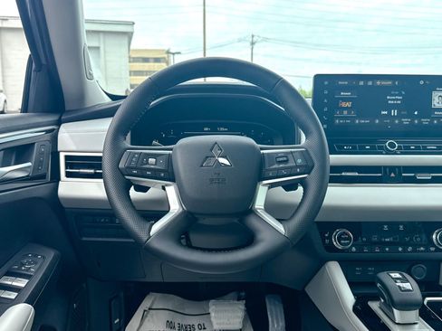 New 2026 Mitsubishi Outlander SEL AWD/4WD image 28