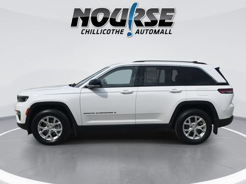 Used 2023 Jeep Grand Cherokee Limited w/ MOPAR Finishing Package AWD/4WD image 5