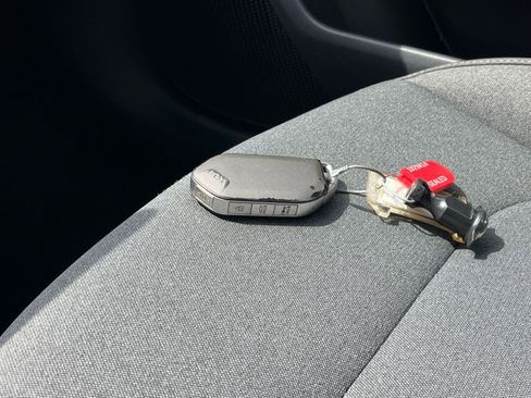 Used 2025 Kia K4 LXS image 21