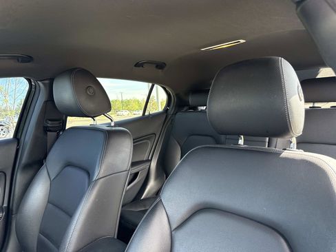 Used 2020 Mercedes-Benz C 300 Sedan image 51