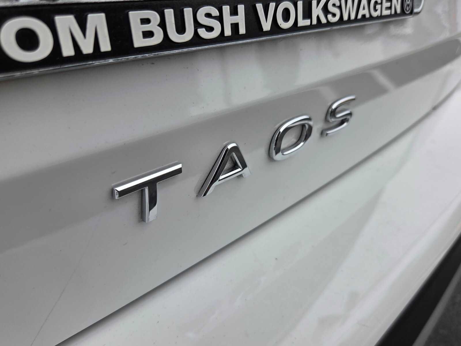 Used 2026 Volkswagen Taos S FWD image 16