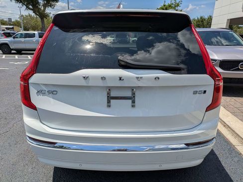 Used 2024 Volvo XC90 B5 Plus w/ Protection Package AWD/4WD image 5