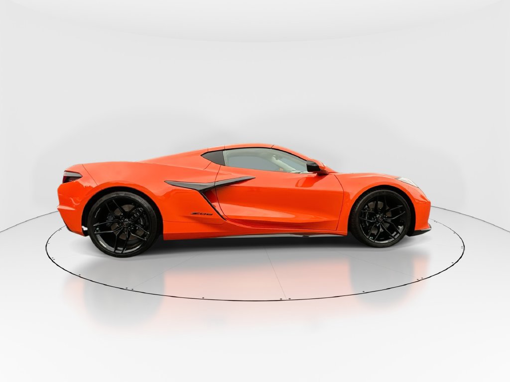 Used 2026 Chevrolet Corvette Z06 RWD image 9