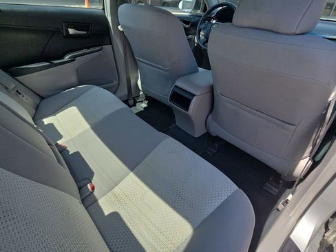 Used 2012 Toyota Camry LE image 11