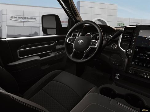 New 2026 RAM 2500 Big Horn AWD/4WD image 13